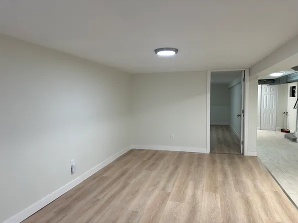 (undisclosed Address), Flushing, NY 11378