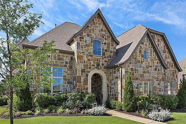 1st image of 1009 La Salle Ln