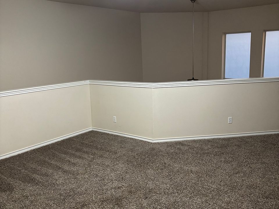 Upstairs sitting area