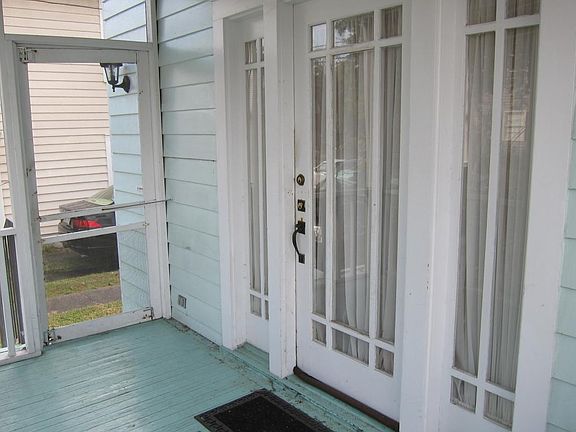 ENTRANCE DOOR