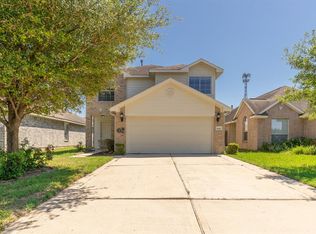 9510 Garrett Pine Ln, Houston, TX 77044