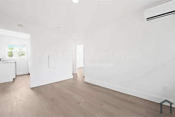 1245 NW 60th St #4 — Photo 1