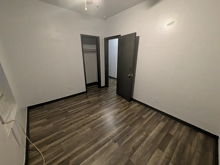 1507 Avenue I #B — Photo 11