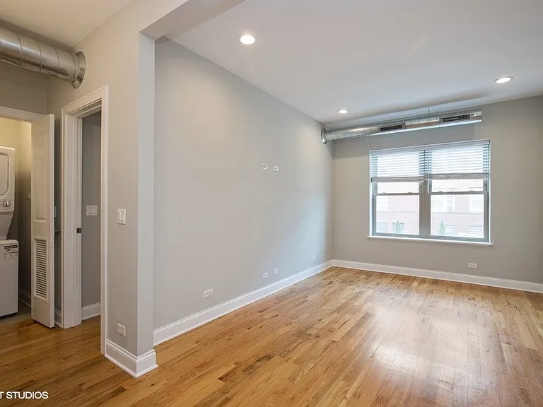 4901-09 S Champlain Ave / 635-41 E 49th St — Photo 4