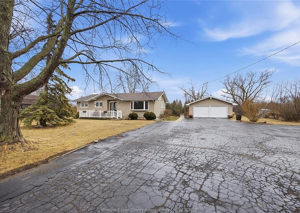 1st image of 575 Middle Side Rd