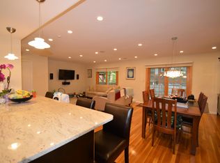 212 Kent St, Brookline, MA 02446