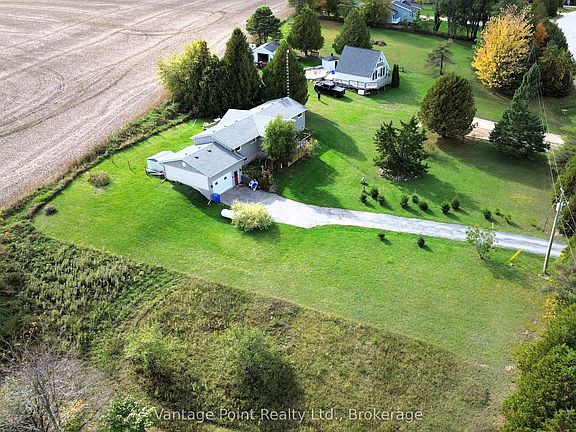 3rd image of 474828 Townsend Lake Rd
