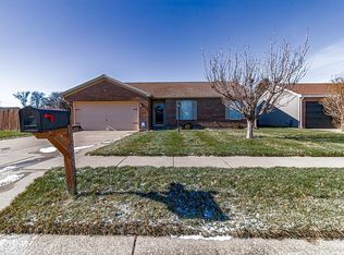 1945 Seasons Ridge Blvd, Evansville, IN 47715