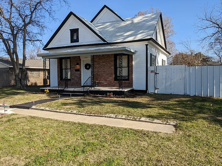 309 N Louisa Ave — Photo 7