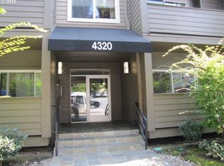 4320 SW Corbett Ave APT 116, Portland, OR 97239