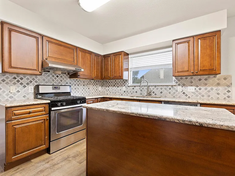 13263 Darwin Ln — Photo 23