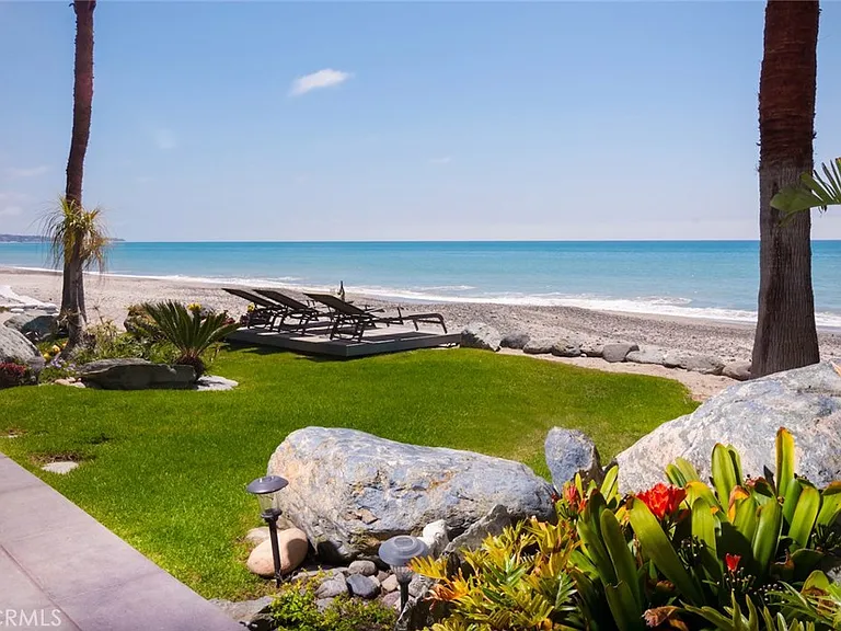 35121 Beach Rd — Photo 10