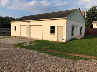 98 Adams Ln, Latrobe, PA 15650