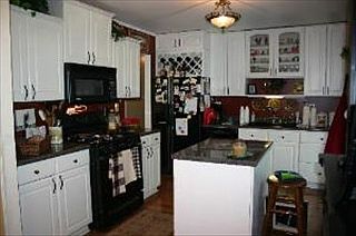3rd image of 7937 Sherwood Cir N