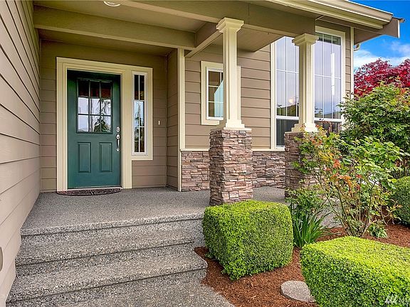 3rd image of 2600 Lochcarron Dr