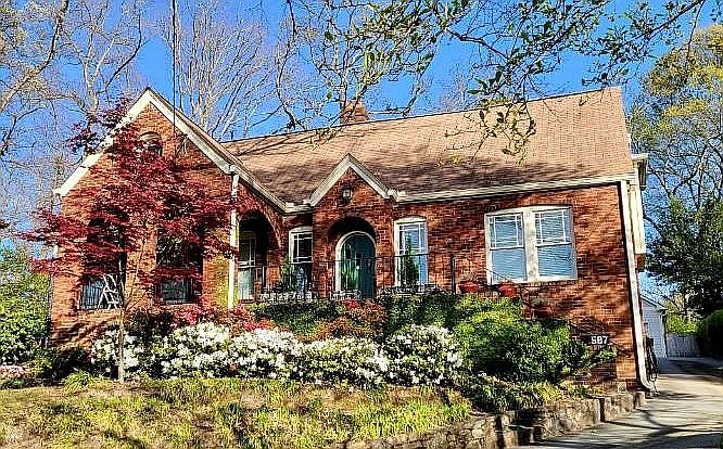 1st image of 587 E Morningside Dr NE