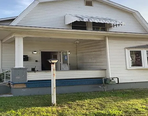 2 bed, 1157 sqft, $1,600 — Photo 3