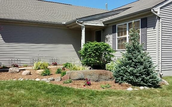 2nd image of 16205 Orchard Trl