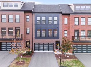 202 Kousa Ln, Venetia, PA 15367
