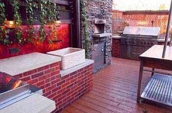2nd image of 4747 S Kenwood Ave #1A