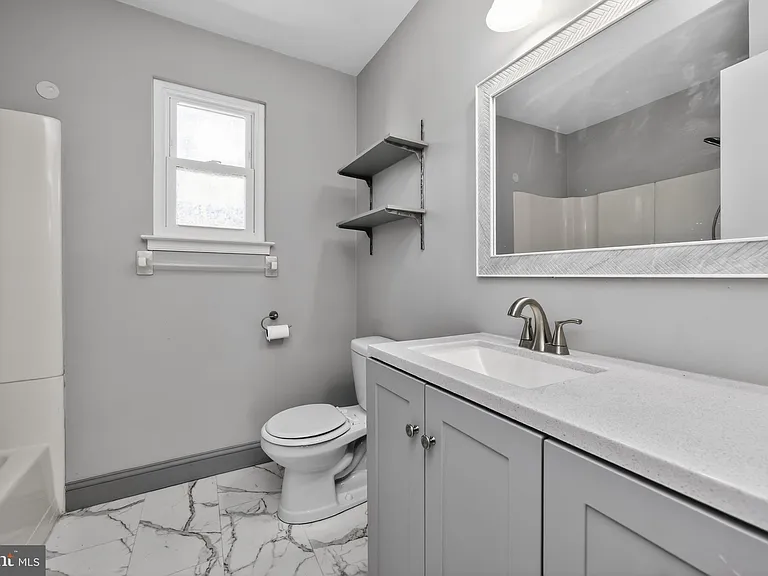 299 Florence Dr — Photo 12