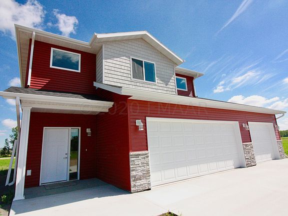 2nd image of 212 N Prairie Dr