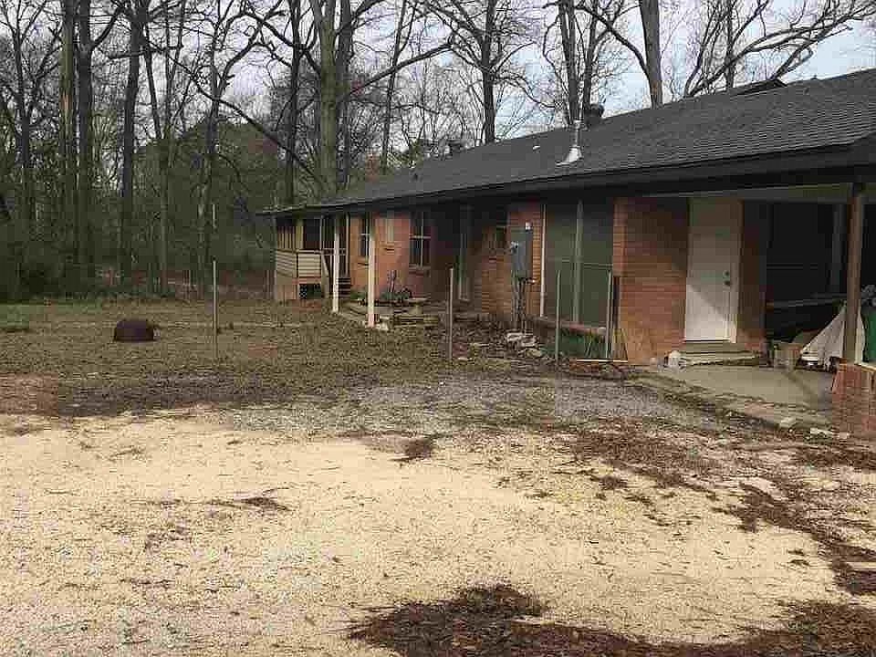 2nd image of 2521 Alcoa Rd