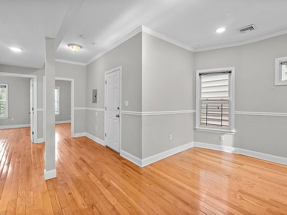 4th image of 58 New St Floor 2