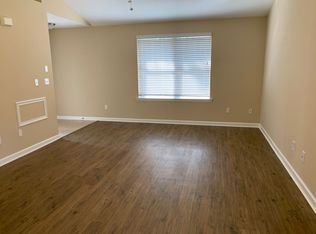 32 Tranquil Ln, Crawfordville, FL 32327