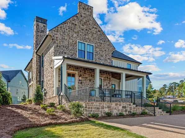 1011 W Rock Loop, Greensboro, GA 30642