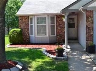 2263 SW Westport Sq, Topeka, KS 66614