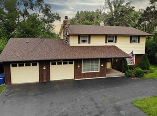 7306 Olde Creek Rd, Rockford, IL 61114