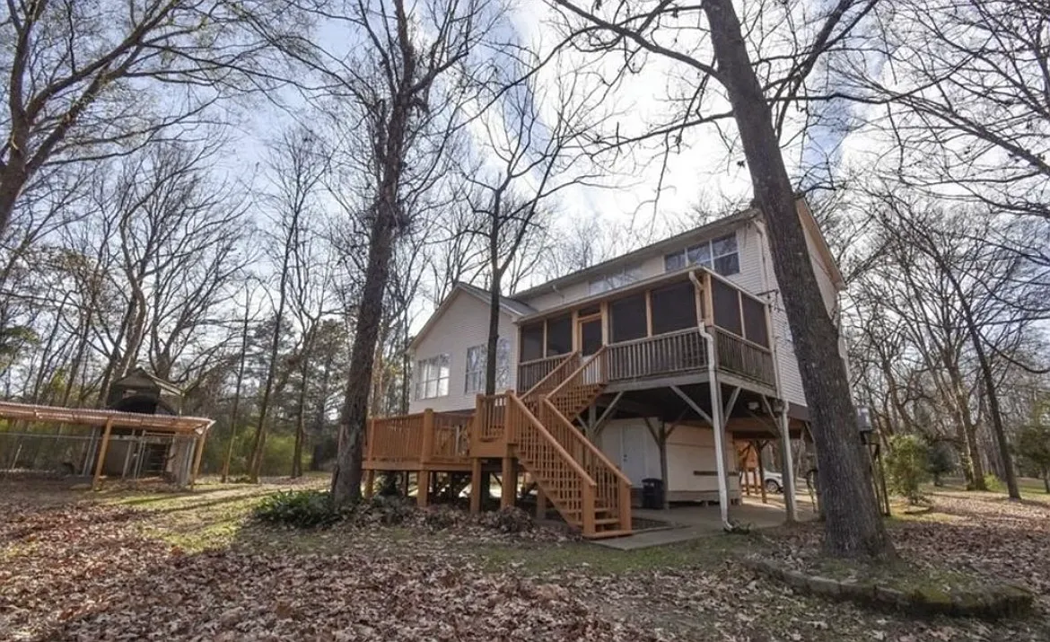 3 bed, 2249 sqft, $2,750 — Photo 4