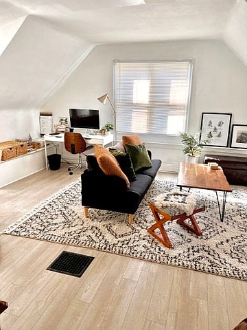 1st image of 1366 Mineral Spring Rd #3