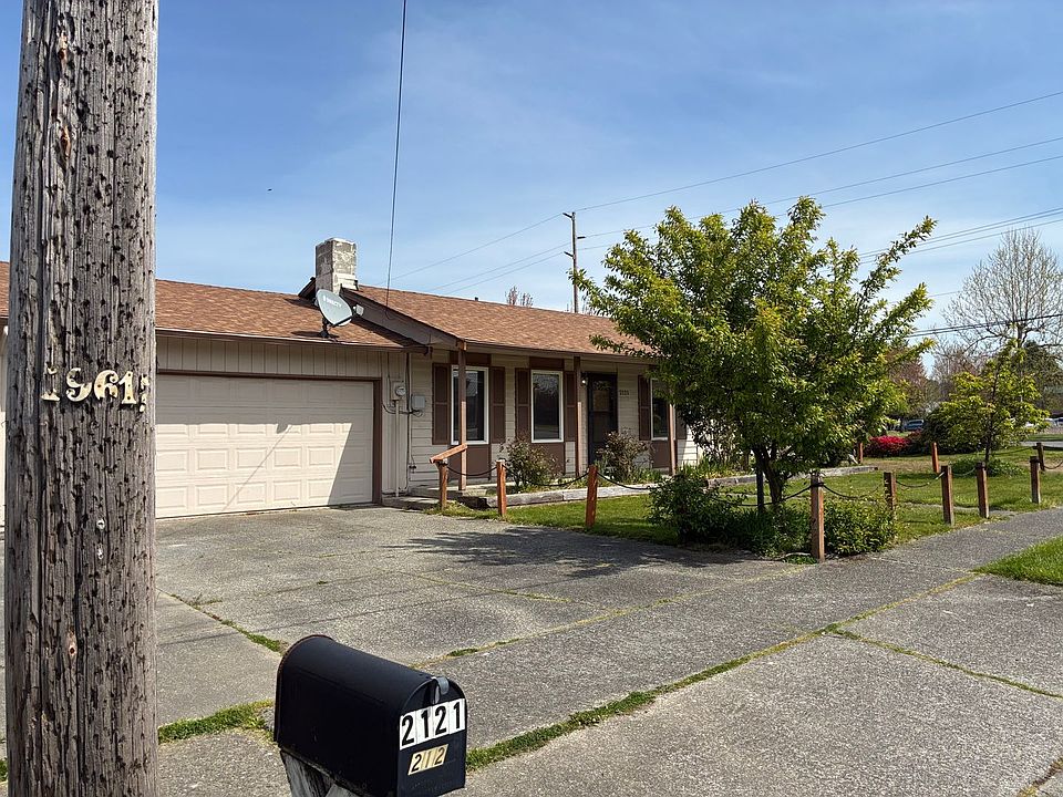 1st image of 2121 E Viewmont Dr