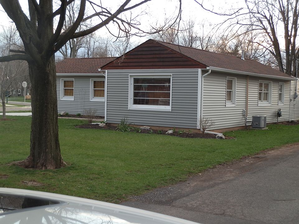 1st image of 283 Hirschfield Dr