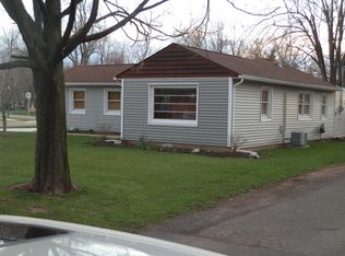 283 Hirschfield Dr, Williamsville, NY 14221