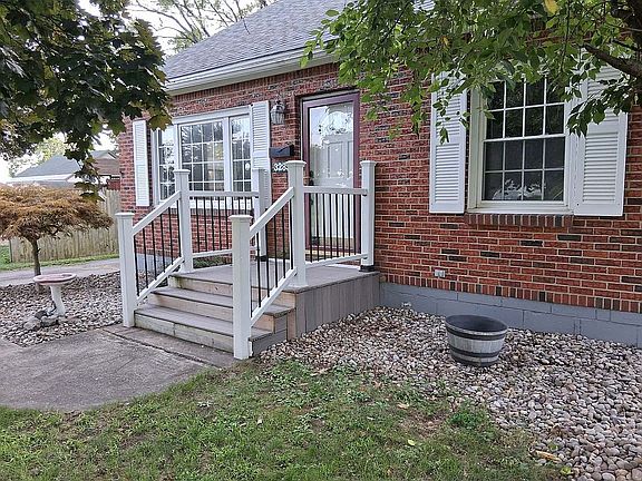 2nd image of 3285 Franklin St