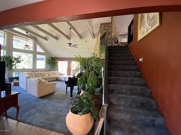 5th image of 1036 N Kachina Dr
