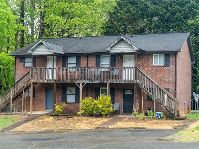 1502 Oakshire Ct, Winston Salem, NC, 27107