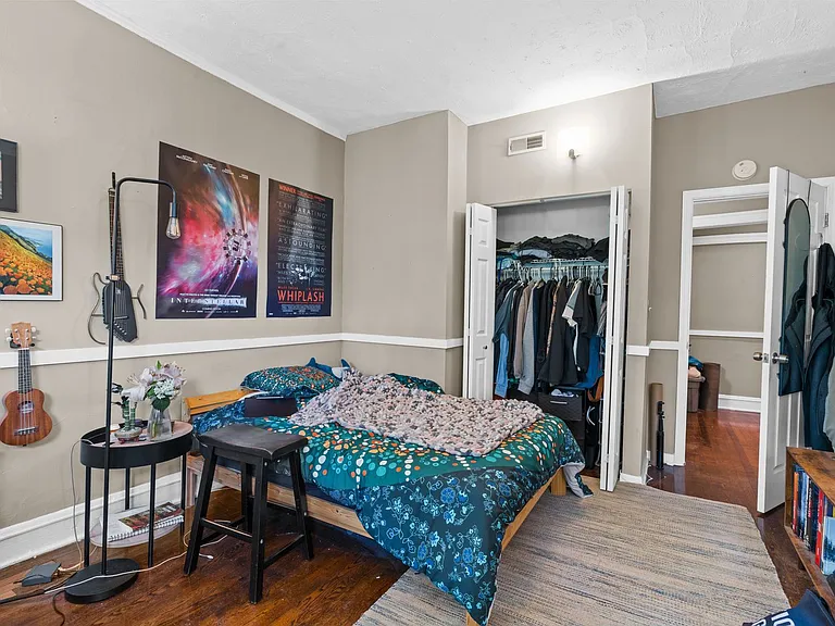 3501 N Pine Grove Ave — Photo 21
