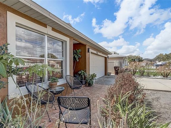 5th image of 1350 Rocky Rd