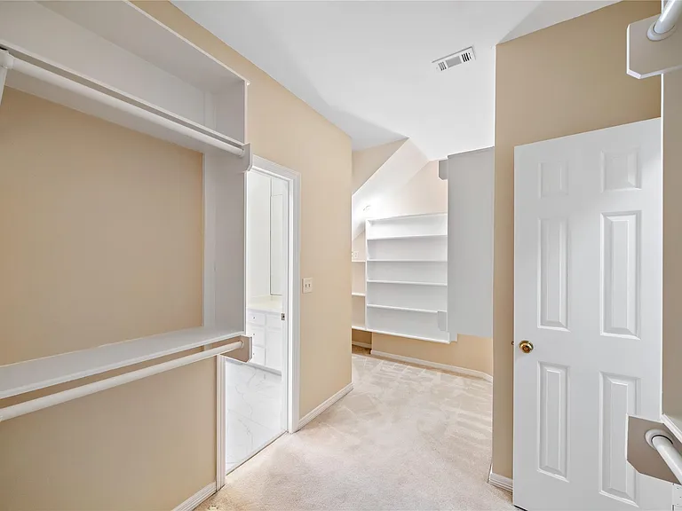 13811 Muirfield Village Dr — Photo 14