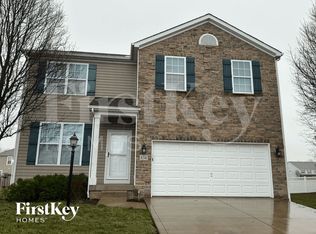 634 Preston Trails Dr, Pickerington, OH 43147