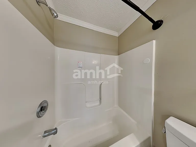 311 Hartford Ct — Photo 12