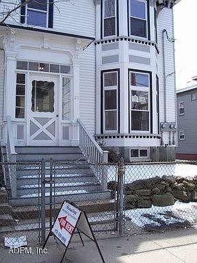 1st image of 23 Arlington St #1
