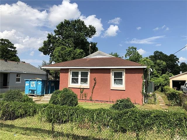 1st image of 1558 Shirley Dr