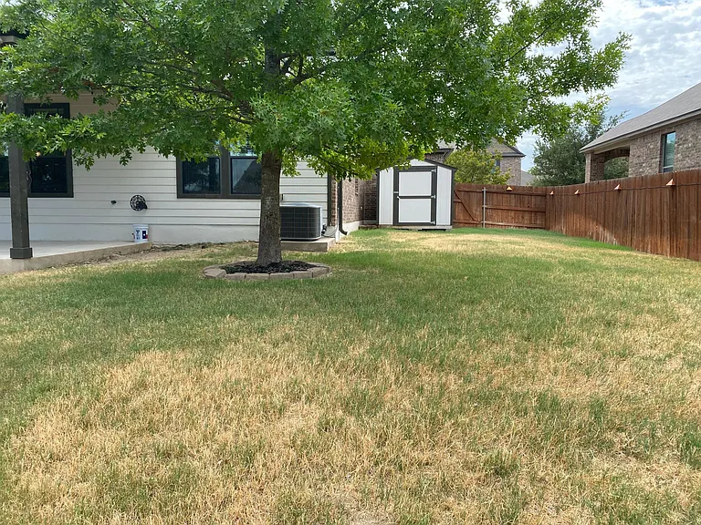 202 Mancos Dr — Photo 13