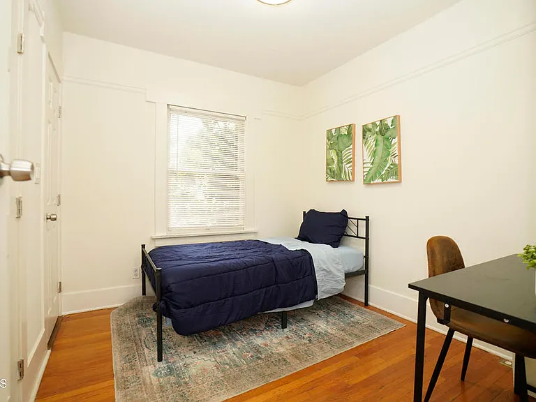 45 N Meridith Ave — Photo 17