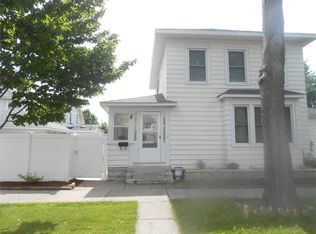 212 Chestnut St, Winona, MN 55987